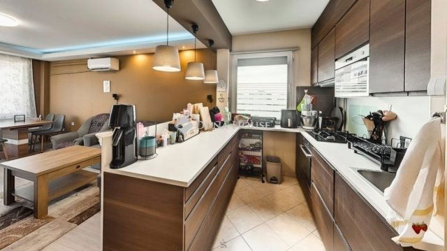 Eladó téglalakás, Budapesten, XX. kerületben 79.9 M Ft, 3 szobás