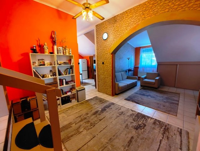 Eladó családi ház, Gyömrőn 125.9 M Ft, 7 szobás