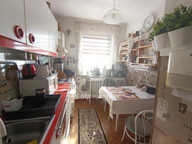 Eladó téglalakás, Diósdon 69.9 M Ft, 1+2 szobás