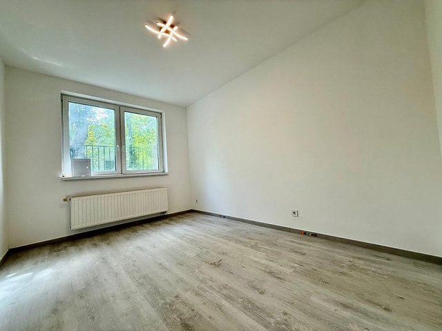 Eladó családi ház, Budapesten, III. kerületben 299.9 M Ft