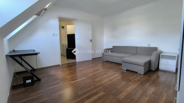 Eladó téglalakás, Budapesten, X. kerületben 25.5 M Ft, 1 szobás