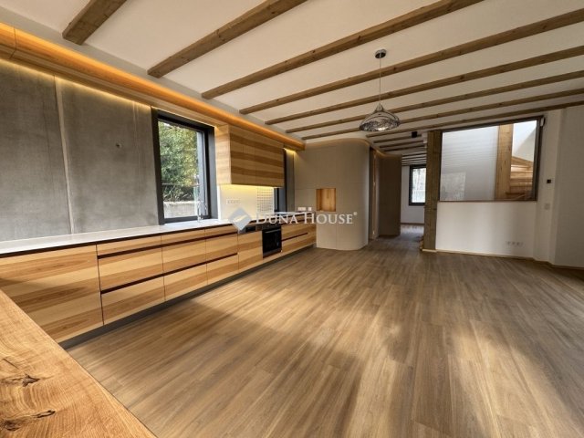 Kiadó családi ház, albérlet, Budapesten, II. kerületben