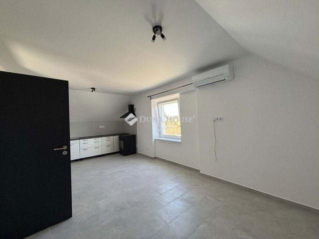 Kiadó téglalakás, albérlet, Mosonmagyaróváron 189 E Ft / hó