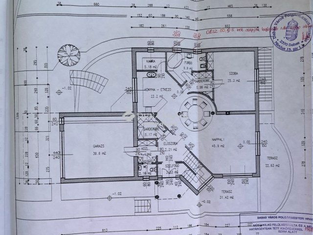 Eladó családi ház, Dabason 249 M Ft, 8 szobás