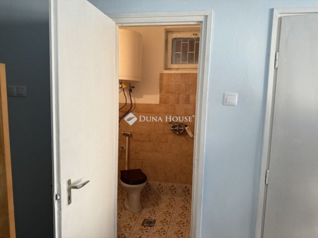 Eladó nyaraló, Mezőkövesden 51 M Ft, 4 szobás