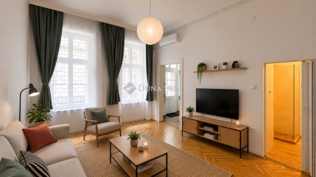 Eladó téglalakás, Budapesten, V. kerületben 69.9 M Ft, 2 szobás