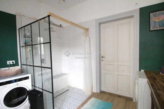 Eladó téglalakás, Szombathelyen 44.9 M Ft, 3 szobás