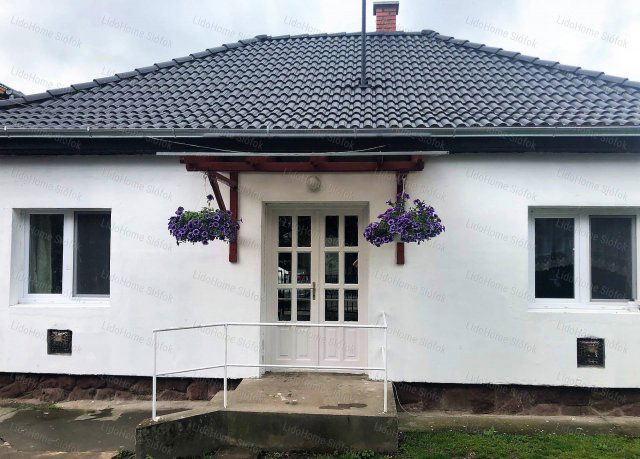Eladó családi ház, Siófokon 64 M Ft, 3 szobás