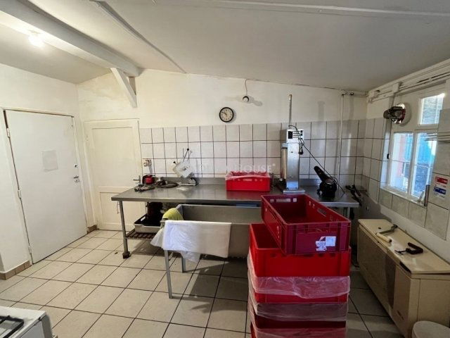 Eladó mezogazdasagi ingatlan, Pilisen 81.9 M Ft, 4 szobás