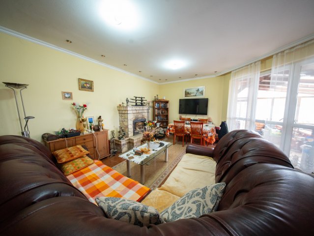 Eladó családi ház, Bocskaikerten 119.9 M Ft, 5 szobás