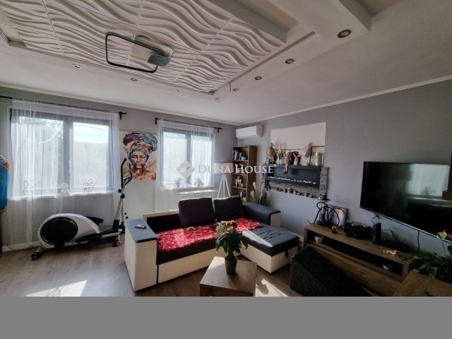 Eladó családi ház, Budaörsön 170 M Ft, 3 szobás