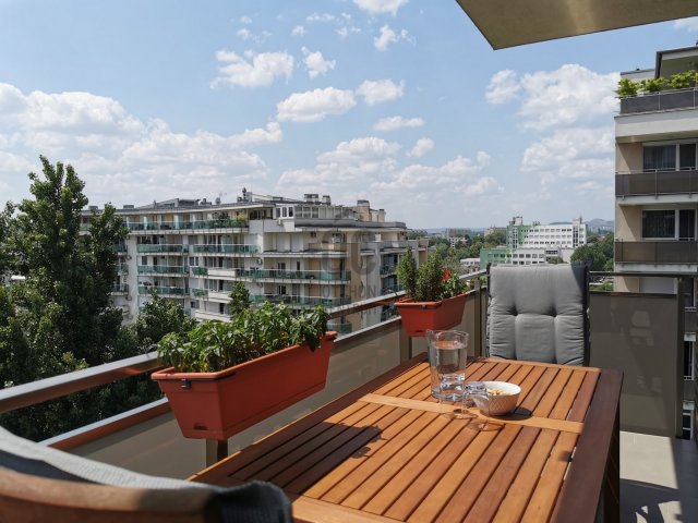 Eladó téglalakás, Budapesten, XI. kerületben 154 M Ft, 4 szobás