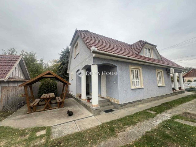 Eladó családi ház, Jászapátiban 38.9 M Ft, 4 szobás