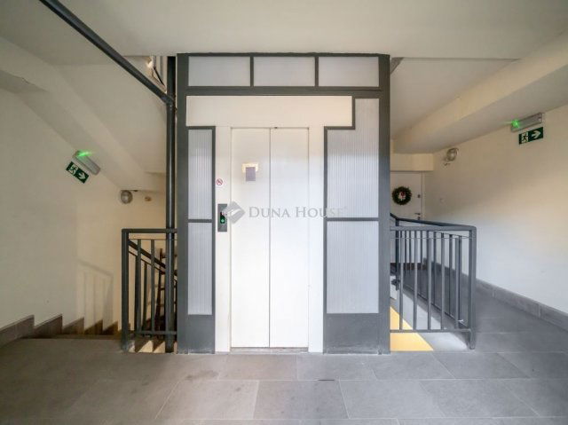 Eladó téglalakás, Budapesten, VII. kerületben 124 M Ft, 3 szobás