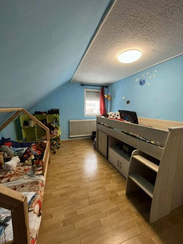 Eladó családi ház, Bakonynánán 44.5 M Ft, 4 szobás