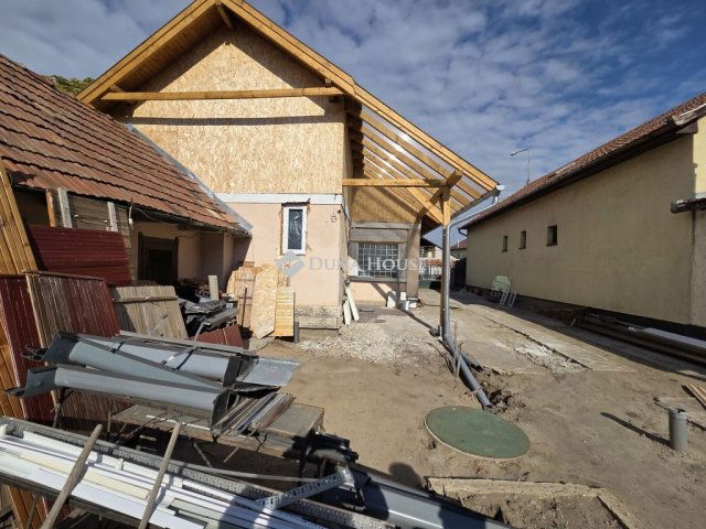 Eladó családi ház, Üllőn 70.9 M Ft, 3 szobás