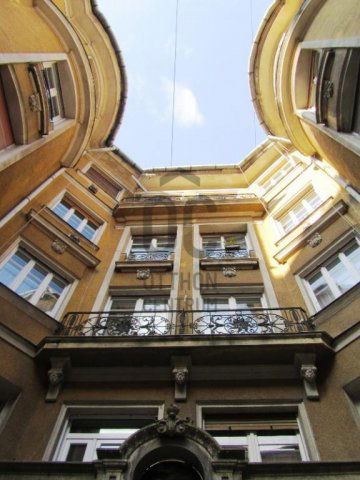 Eladó téglalakás, Budapesten, XIV. kerületben 110 M Ft, 5 szobás