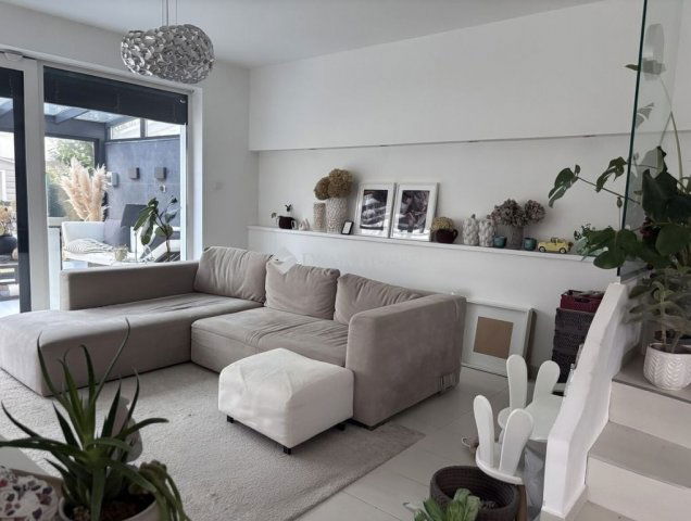 Eladó ikerház, Budapesten, XVIII. kerületben 199 M Ft, 4 szobás