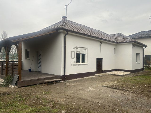 Eladó családi ház, Budapesten, XVIII. kerületben 121.9 M Ft