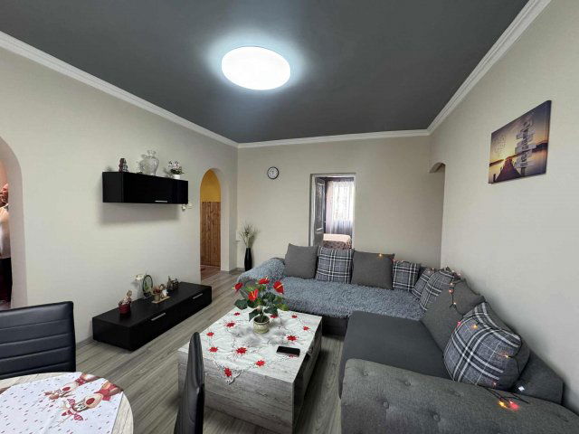 Eladó családi ház, Konyáron 29.999 M Ft, 3 szobás