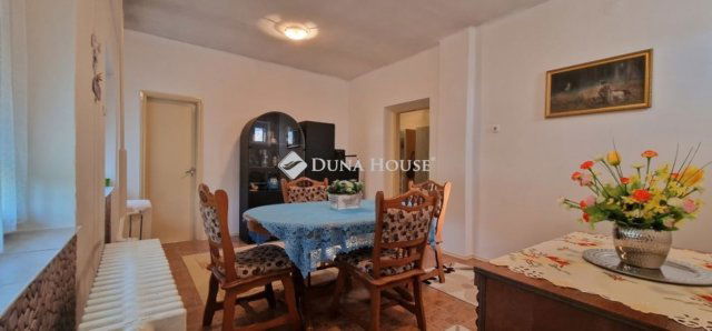 Eladó családi ház, Csóron 49.99 M Ft, 5 szobás