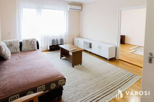 Kiadó téglalakás, albérlet, Békéscsabán 105 E Ft / hó