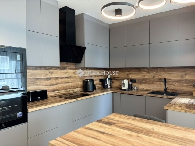 Eladó családi ház, Kecskeméten 134.99 M Ft, 4 szobás