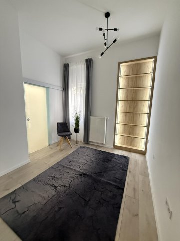 Eladó téglalakás, Pécsett 79.9 M Ft, 3 szobás