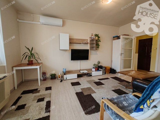 Eladó téglalakás, Kecskeméten 47.5 M Ft, 2 szobás