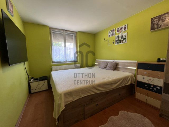 Eladó családi ház, Tolnán 26.9 M Ft, 2 szobás