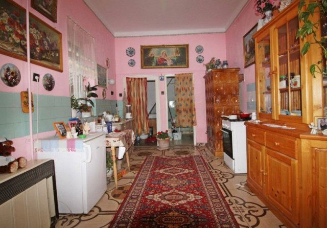 Eladó családi ház, Dombóváron 17.5 M Ft, 2 szobás