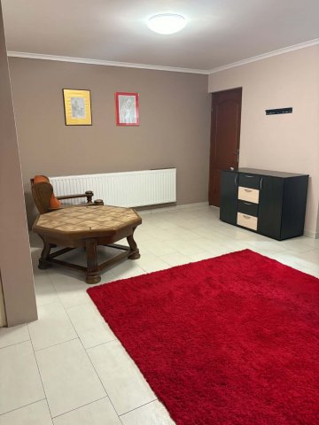 Kiadó családi ház, albérlet, Nyíregyházán 150 E Ft / hó