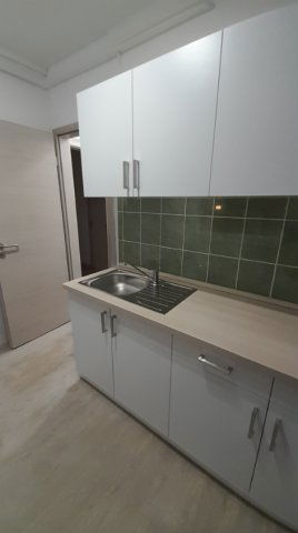 Kiadó panellakás, albérlet, Szegeden, Gáz utcában 115 E Ft / hó