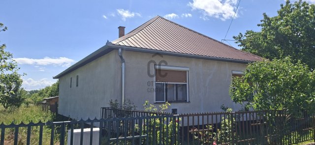 Eladó családi ház, Csarodán 17 M Ft, 3 szobás