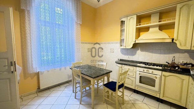 Eladó családi ház, Budapesten, XVI. kerületben 399 M Ft