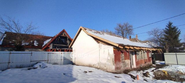 Eladó családi ház, Jászberényben 17.5 M Ft, 2 szobás