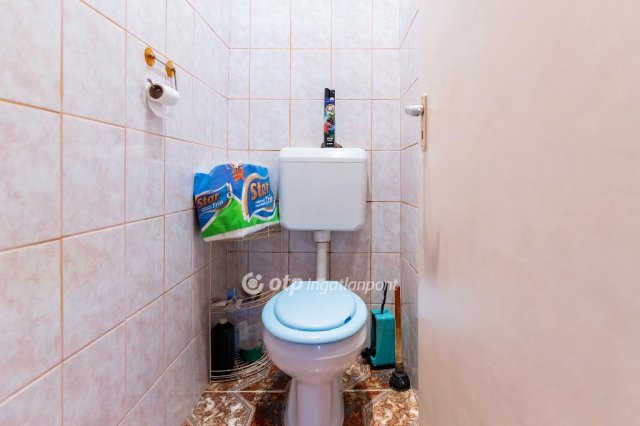 Eladó családi ház, Miskolcon 23 M Ft, 2+1 szobás