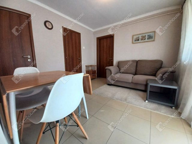 Kiadó téglalakás, albérlet, Debrecenben 180 E Ft / hó, 1 szobás