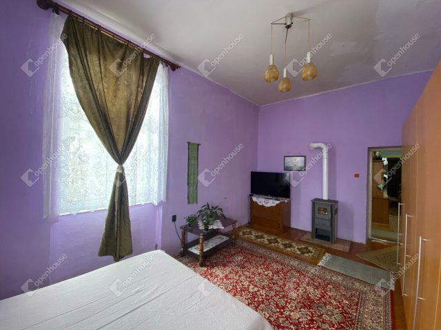 Eladó téglalakás, Mosonmagyaróváron 34.99 M Ft, 2 szobás