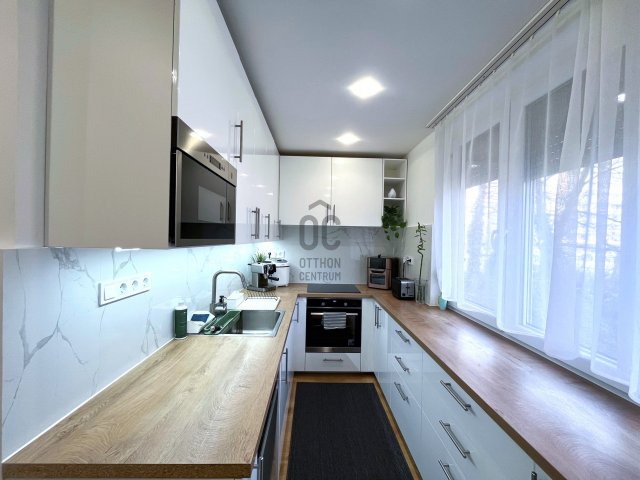 Eladó panellakás, Budapesten, XXI. kerületben 89.9 M Ft, 4 szobás