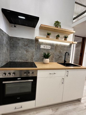 Eladó téglalakás, Budapesten, VII. kerületben 43.99 M Ft