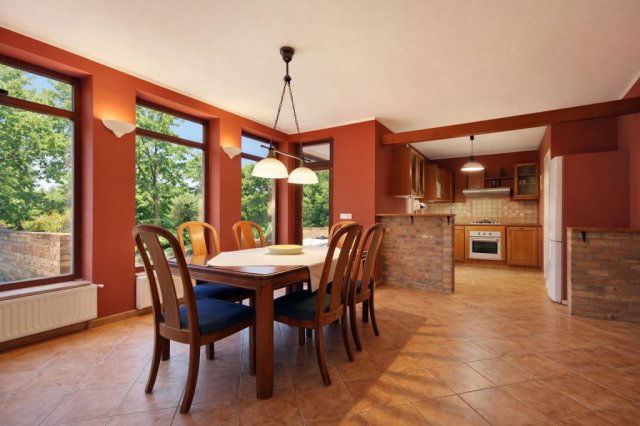 Eladó családi ház, Bakonykútiban 99 M Ft, 5 szobás