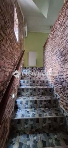 Eladó családi ház, Nagyharsányon 44.9 M Ft, 7 szobás