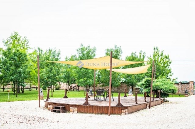 Eladó mezogazdasagi ingatlan, Szarvason 174.9 M Ft, 3 szobás