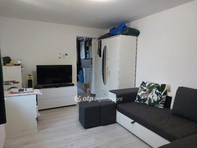 Eladó családi ház, Üllésen 53.9 M Ft, 3 szobás