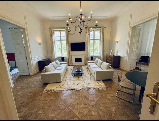 Kiadó téglalakás, albérlet, VI. kerületben, Andrássy úton