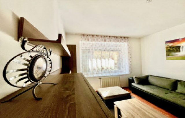 Eladó téglalakás, Budapesten, VI. kerületben 75.9 M Ft