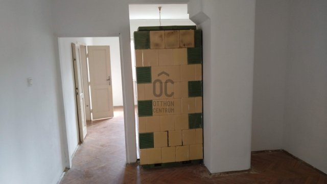 Eladó családi ház, Peresznyén 38.3 M Ft, 5 szobás