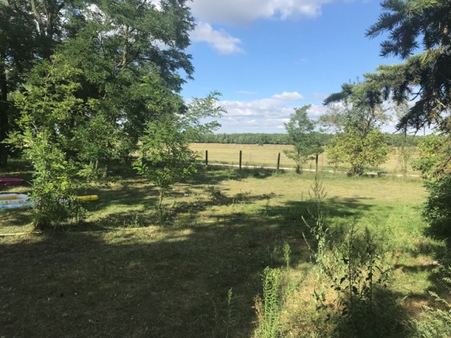 Eladó mezogazdasagi ingatlan, Bugyin 160 M Ft