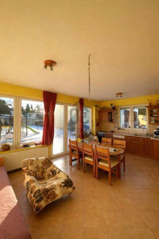 Eladó családi ház, Budapesten, III. kerületben 230 M Ft